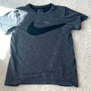 Nike Dri-fit tee boys